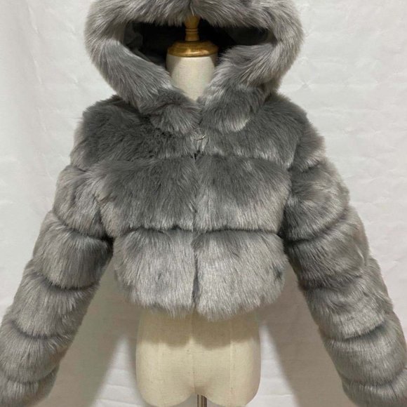 Luxury Winter Warm Fluffy Faux Fur Short Jacket - Picture 5 of 10